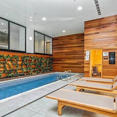 Sky Tower On Your Doorstep! Modern Two Bedroom 奥克兰 外观 照片