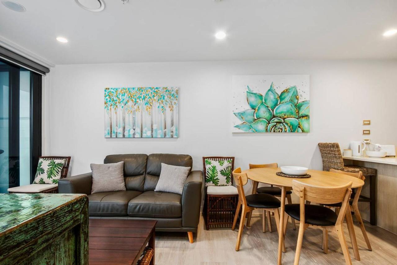 Sky Tower On Your Doorstep! Modern Two Bedroom 奥克兰 外观 照片