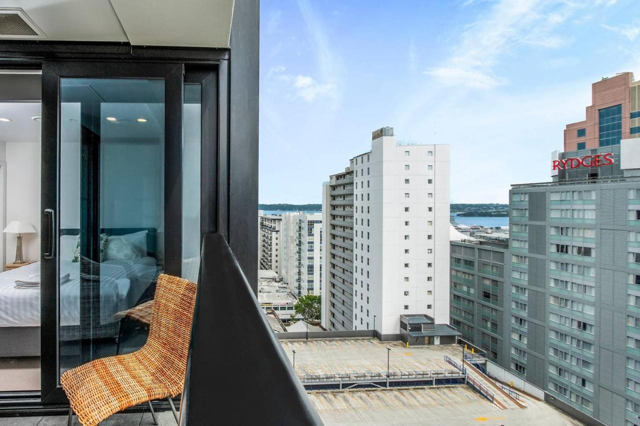 Sky Tower On Your Doorstep! Modern Two Bedroom 奥克兰 外观 照片